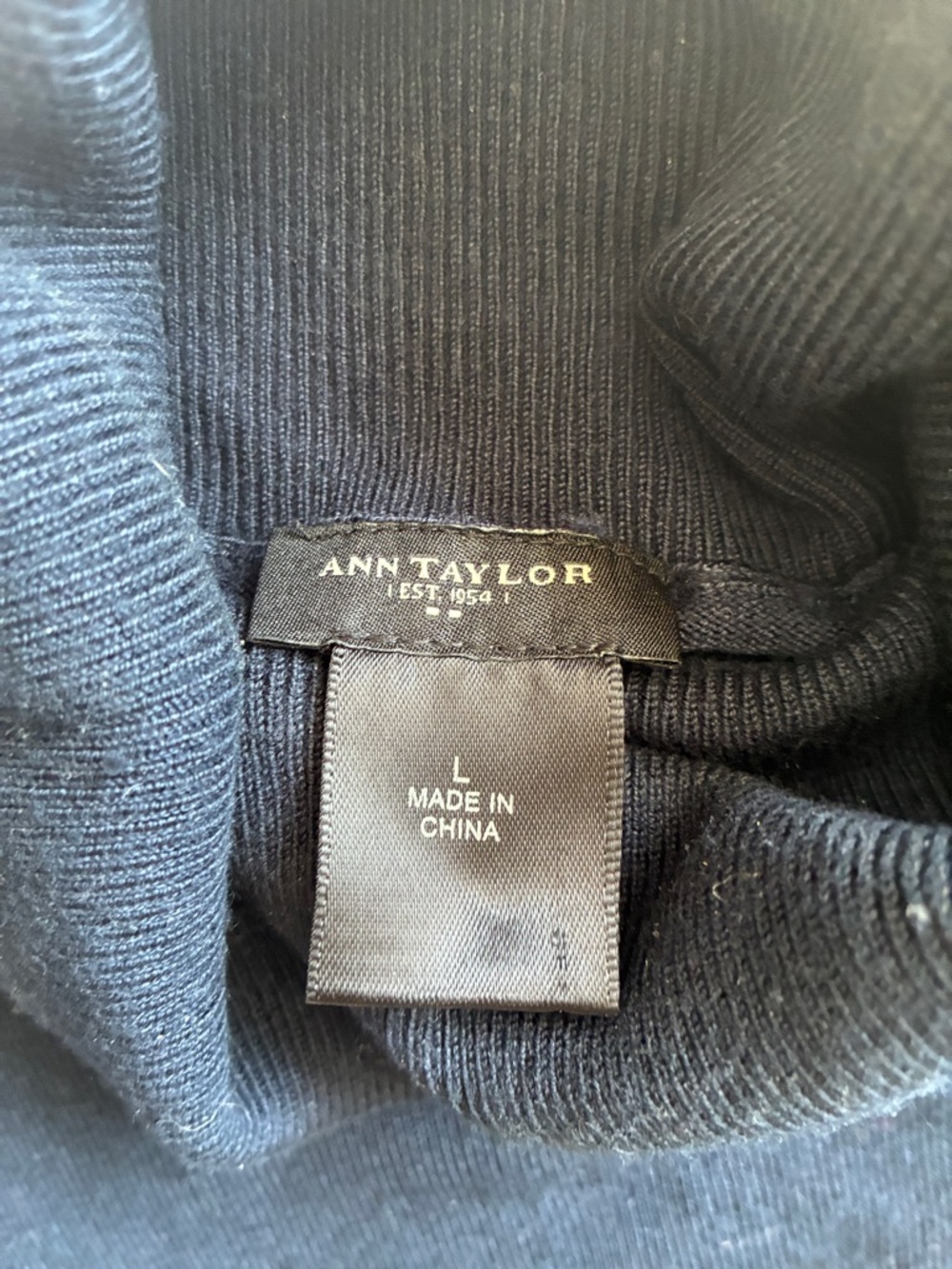 Ann Taylor Women's Navy Turtleneck Sweater - Picture 2 of 3